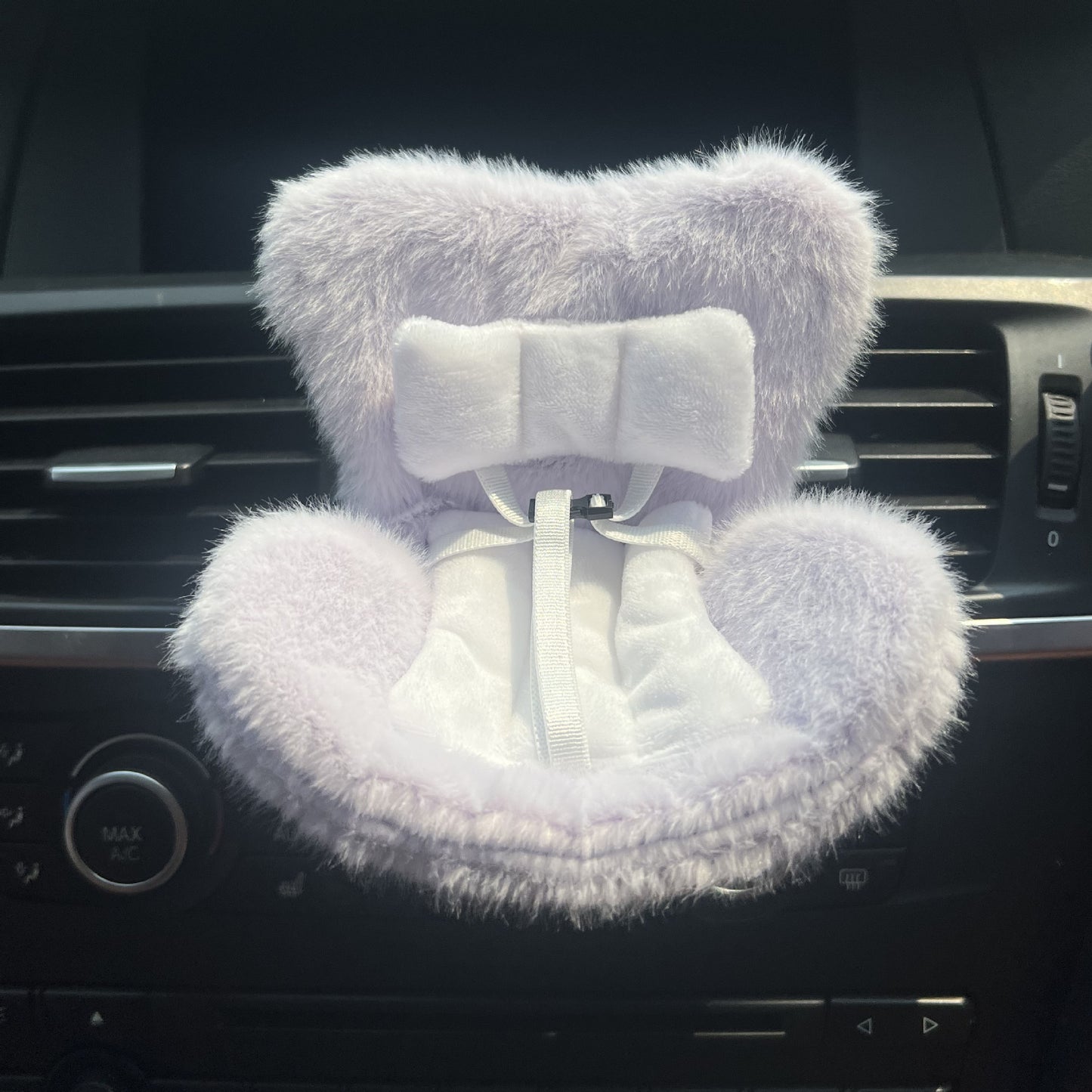 Light Purple Labubu Mini Fur Car Seat Air Vent Mounted Fur Seat.